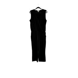 H by HALSTON BLACK V-NECK JUMPSUIT SIZE LARGE Black
